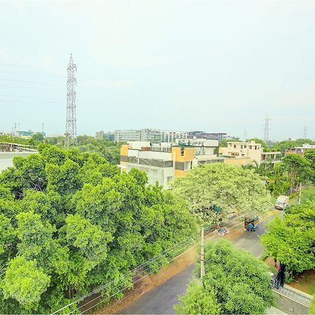 Fabhotel Phoenix Hospitality Gurgaon Exterior foto